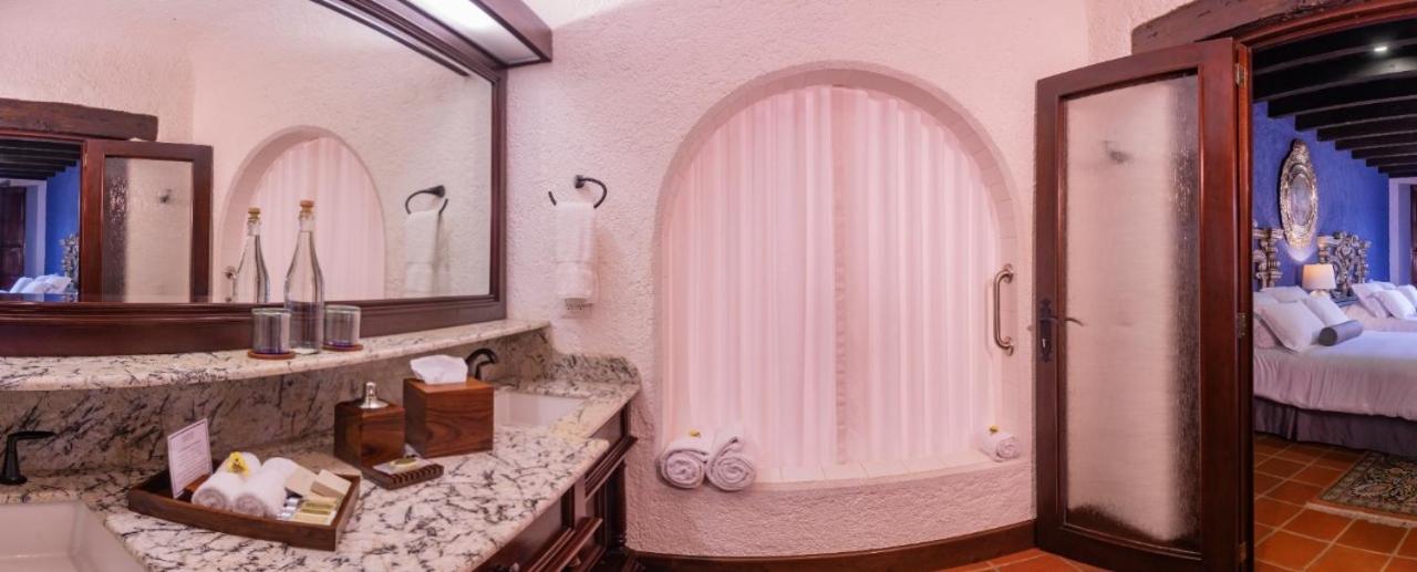 Las Cruces Boutique Hotel アンティグア・グアテマラ エクステリア 写真
